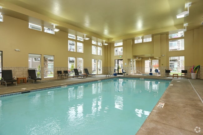 Heated Saltwater Pool