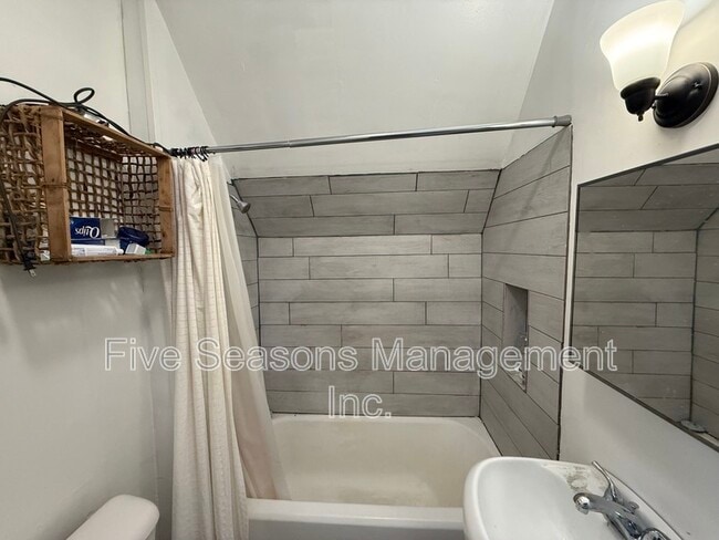Photo - 19 Grant St