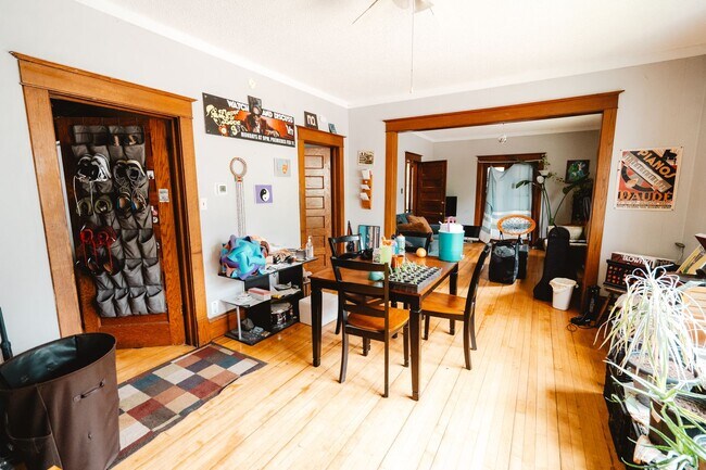 Photo - 1820 3rd Ave N Unidad 1