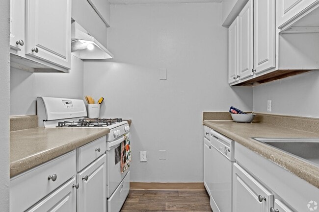 Photo - Beacon 303 Apartments