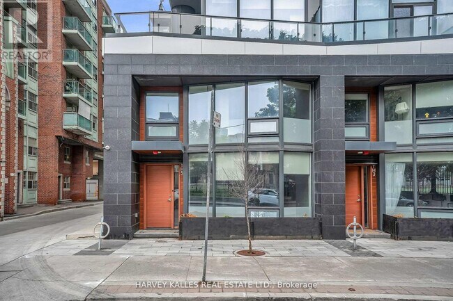 Photo - 85 Wood St