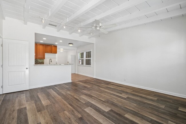 Photo - 375 E 20th St Unit 375