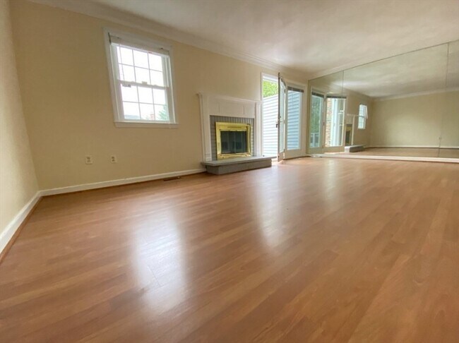 Photo - 546 Lincoln St