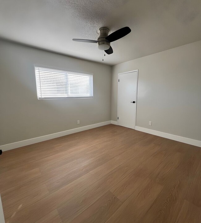 Photo - 11204 S Broadway Unit 211a