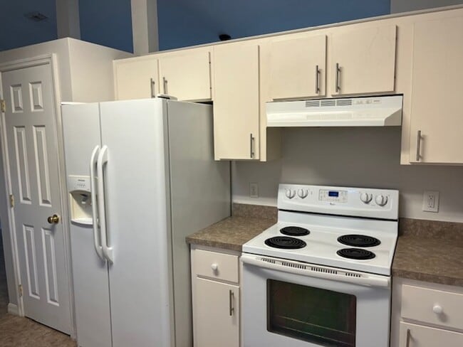 Photo - 4/2 home in Silver Spring Shores