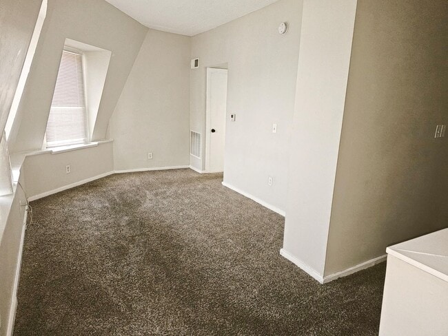 Photo - Central Ave Unit 4 - Premium