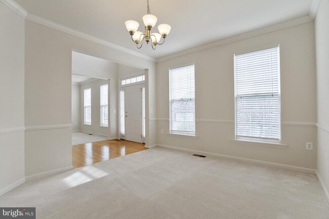 Photo - 9800 Traver St