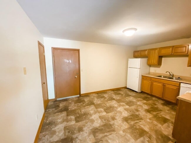 Photo - Westgate Apartments