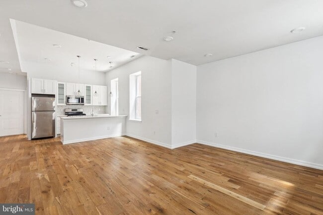 Building Photo - 2529-35 Frankford Ave Unit 3 Rental