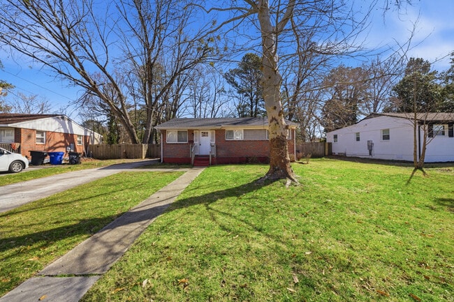 Photo - 613 Normandy St