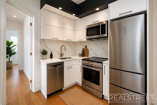 Photo - Gates Avenue Unit 3D