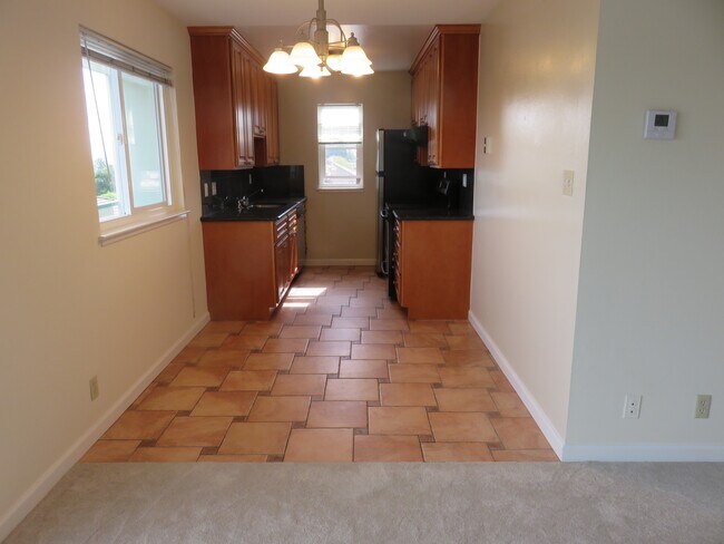 Photo - Hill Garden Apartments