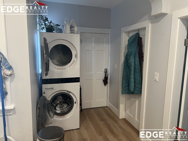 Photo - 13 Berkshire St Unit 3