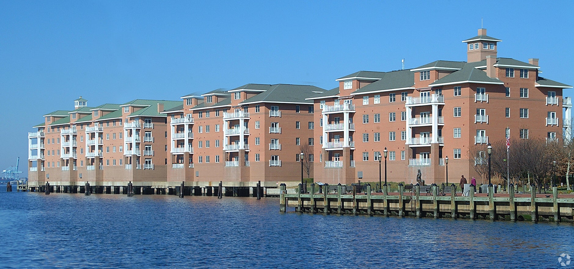 Photo - The PierPointe at Freemason Harbour