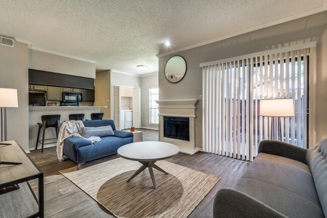 Building Photo - Spring Pointe Rental