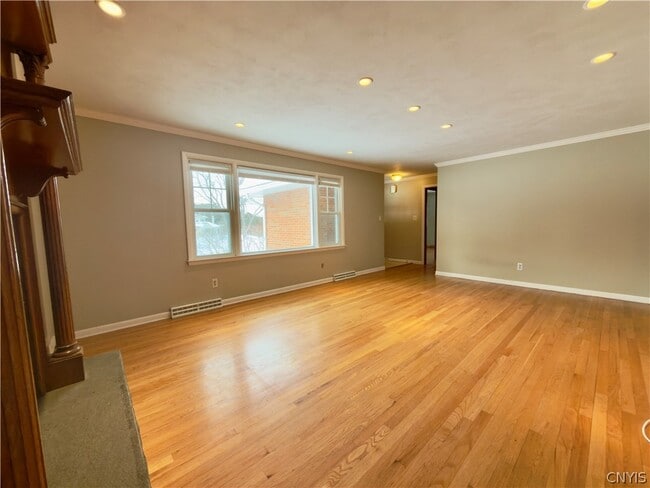 Photo - 112 Terrace Cir