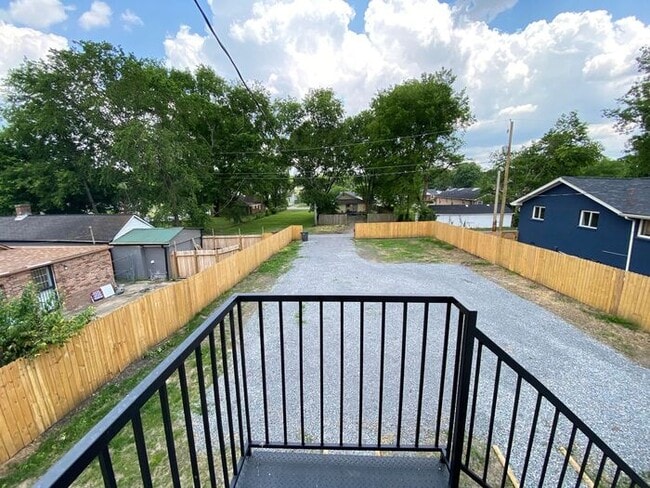 Photo - Newly Renovated One Bedroom in Elizabeth Park