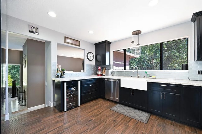 Photo - 9487 Dalton Way