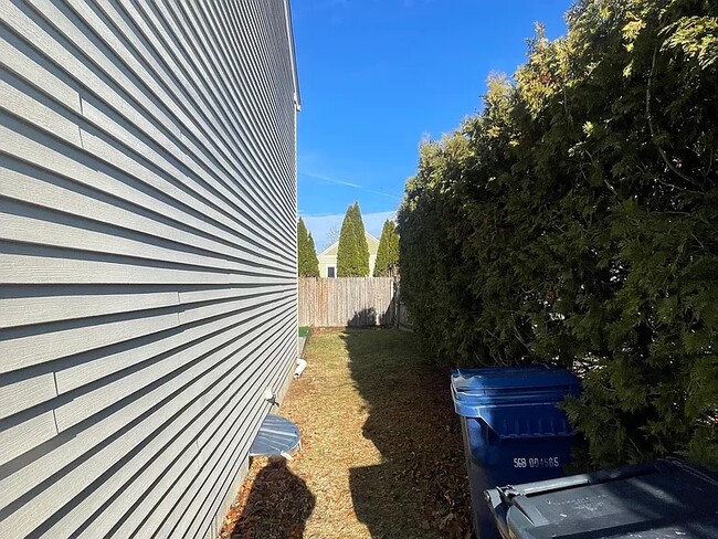 Side of the duplex - 9 Gillan Ave Unit 9 Gillan Ave