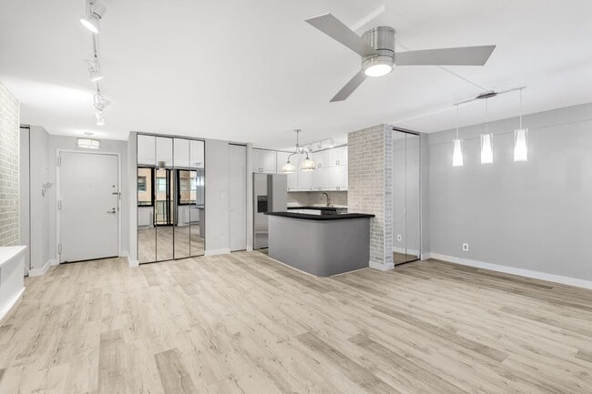 Photo - 510 E 80th St