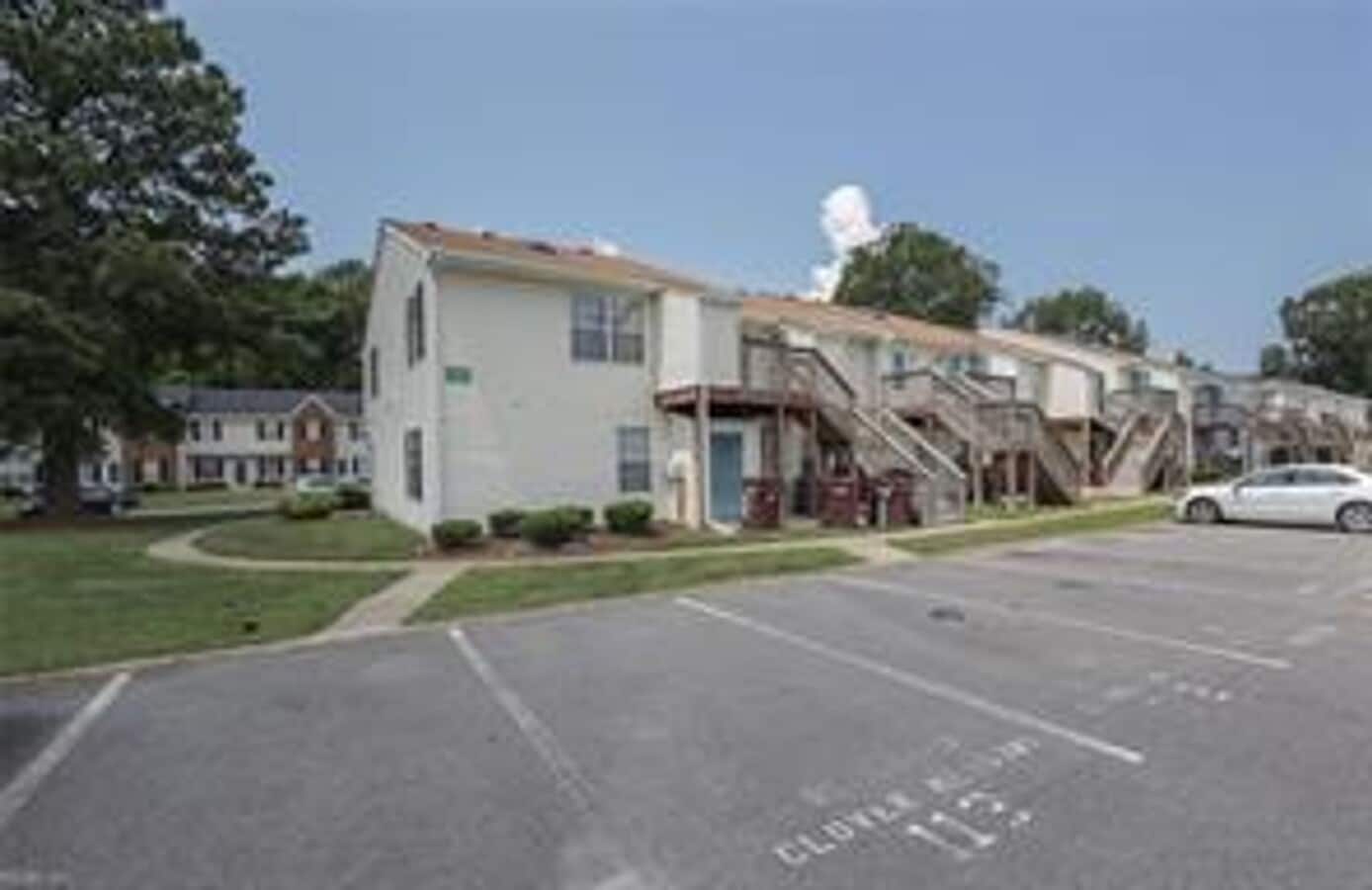 Second Level 2 Bedroom 1 Bath Condo - Second Level 2 Bedroom 1 Bath Condo