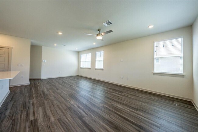 Photo - 13708 Lubeck Dr