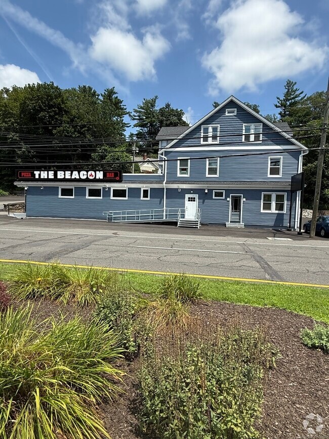 Building Photo - 87 S Main St Rental