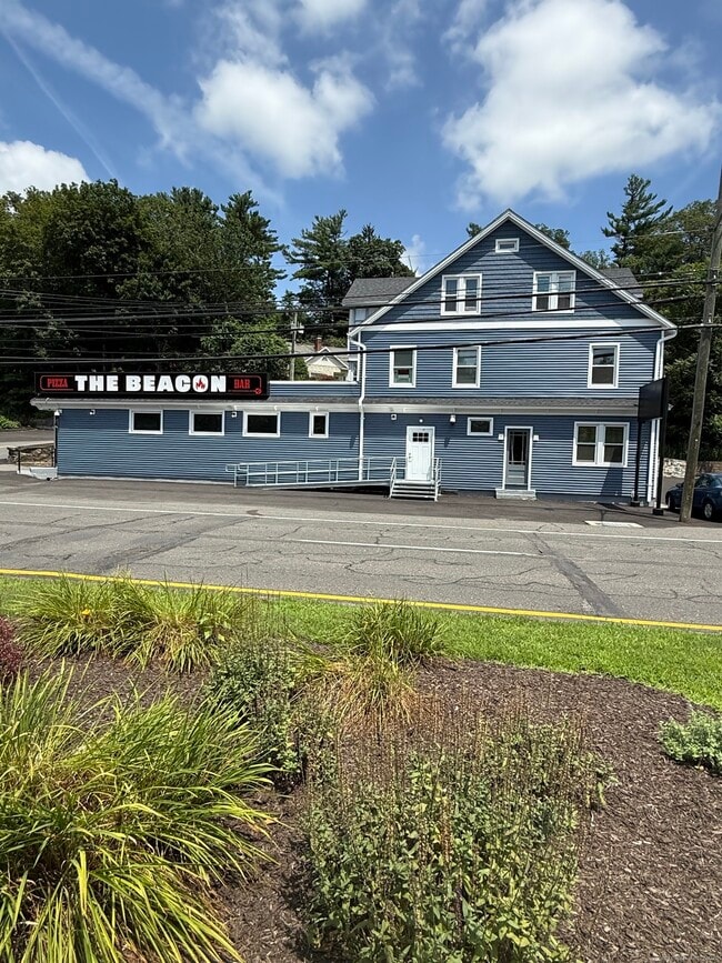 Building Photo - 87 S Main St Rental