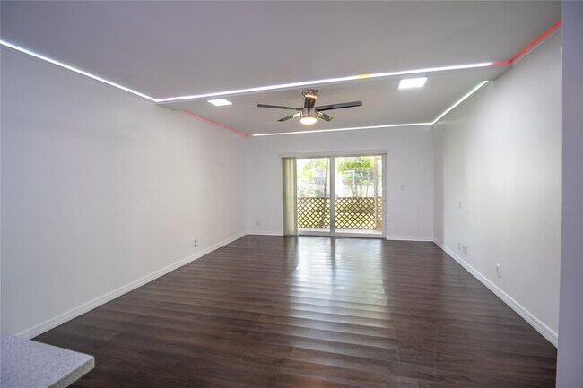 Photo - 8401 Royal Palm Blvd Unit 8401