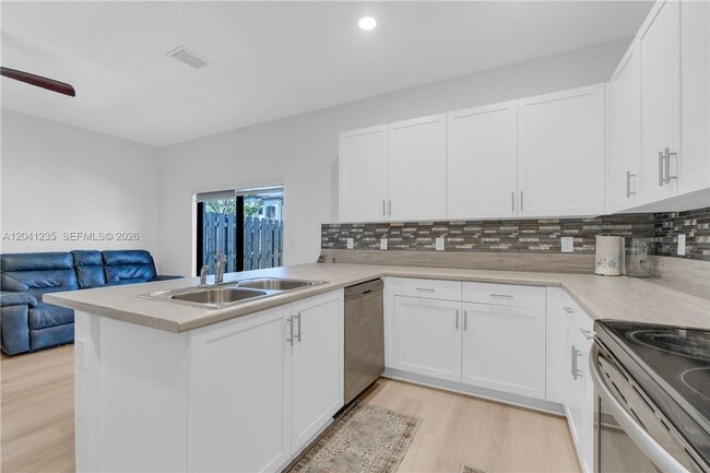 Photo - 21068 NE 8th Ave
