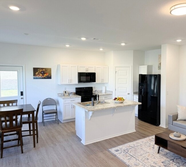 Photo - 6718 SW Dignity Ave