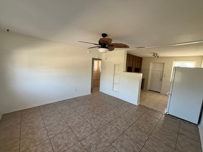 Photo - 60 River Dr