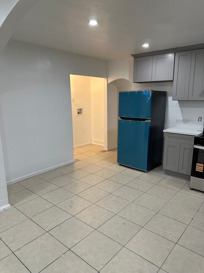 Photo - 6321 Miles Ave