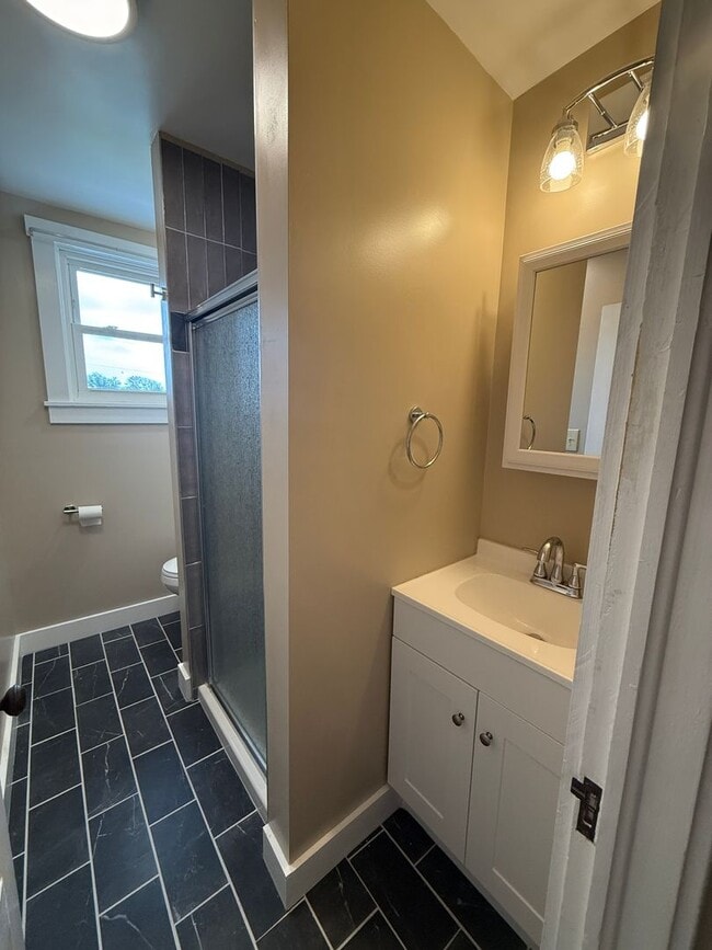 Photo - 907 Walnut St
