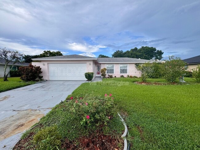 Building Photo - 1005 Bradford Dr