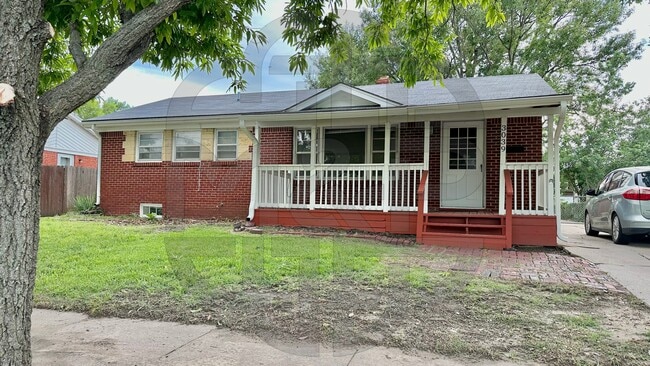 Photo - 3039 S Glenn Ave