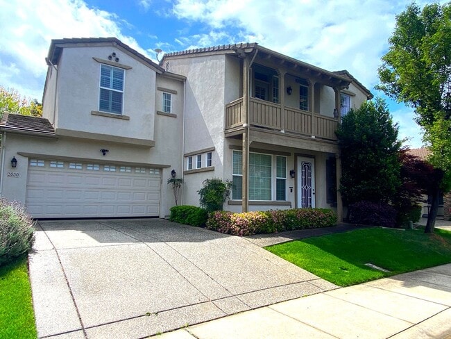 Building Photo - CLEAN AND SPACIOUS 4 BED, 2.5 BATH WITH COVERED BACK PATIO AND LUSH LANDSCAPING IN WESTLAKE COMMU...