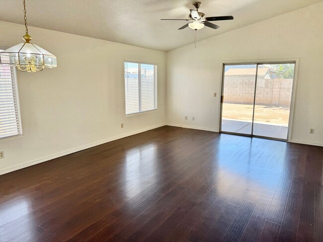 Photo - 3 Bedroom/2 Bath Single Level Home! NO HOA