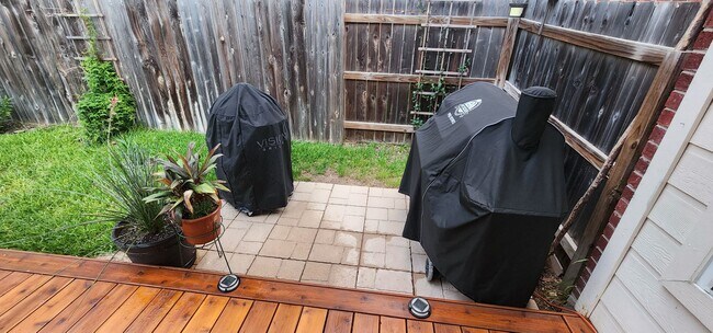 Photo - 13027 5 Brooks