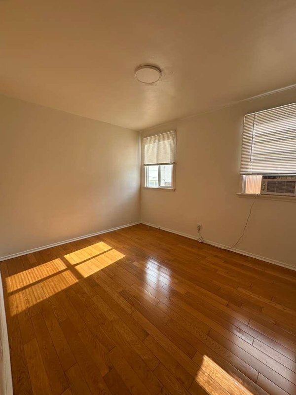 Photo - 1737 N Sycamore Ave Unidad 211