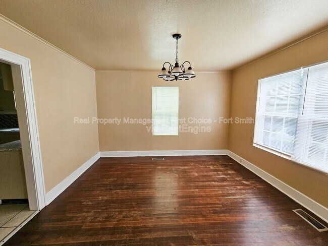 Photo - 1008 S 23rd St