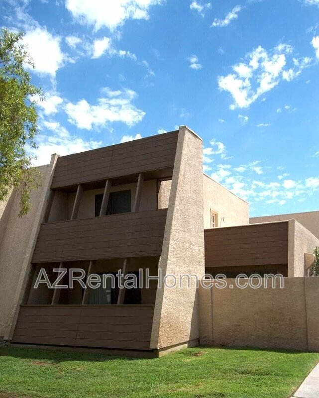 Photo - 827 W 13th St Condo