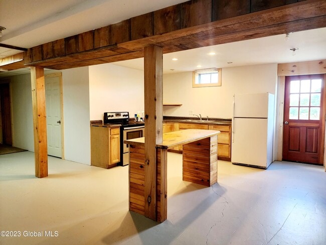 Photo - 285 Gridley Rd