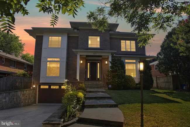 Building Photo - 7607 Newmarket Dr