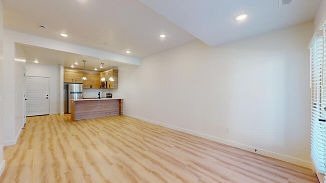 Photo - 1136 W 250 S