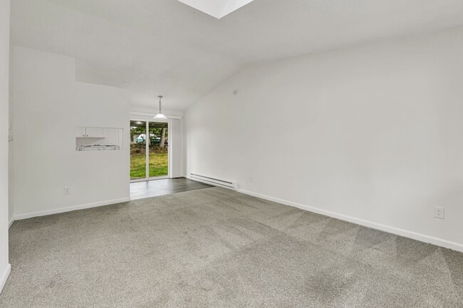 Photo - 5607 Unit #B