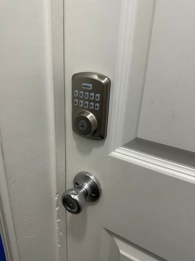 Photo - 1481 Liberty Pkwy NW