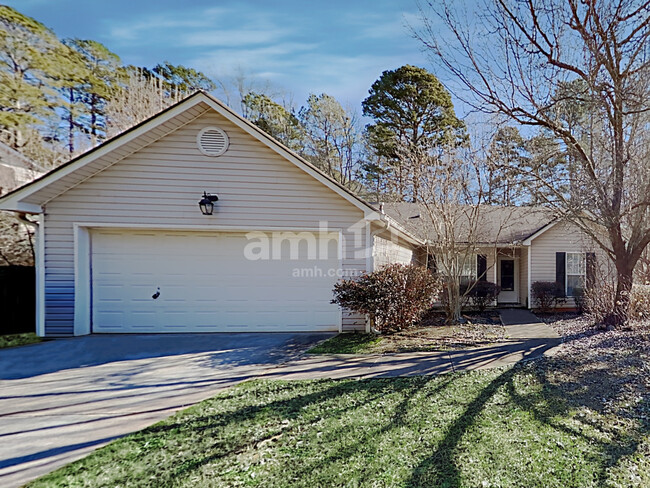 Photo - 2725 Dacula Cove Cir House