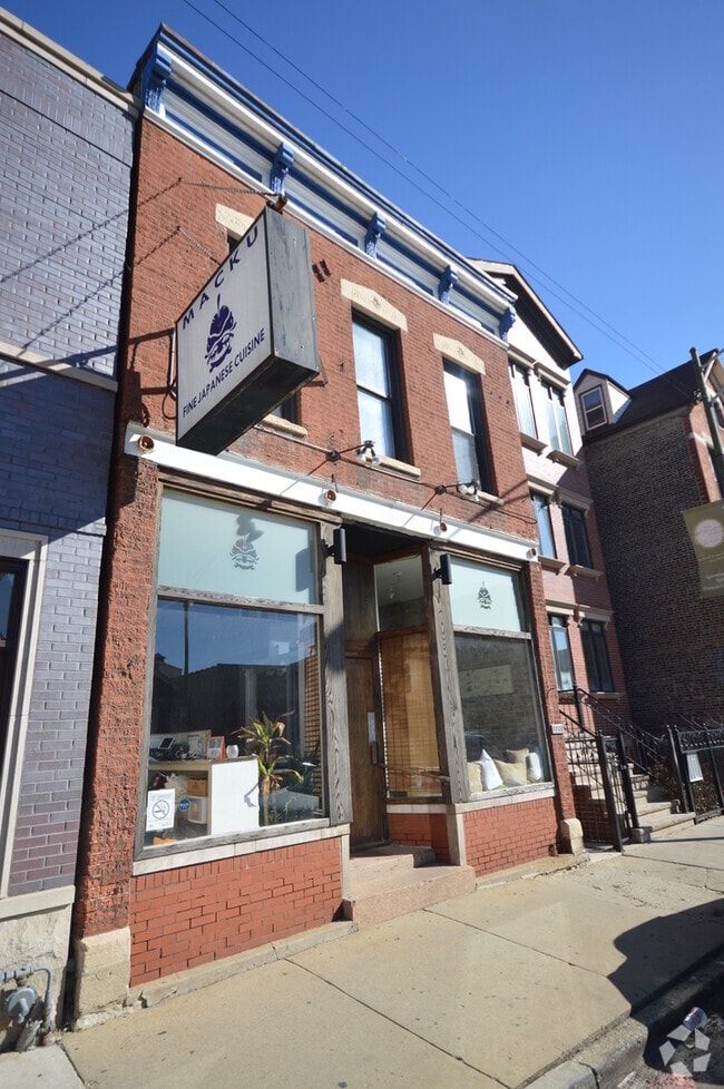 Building Photo - 2239 N Clybourn Ave Rental