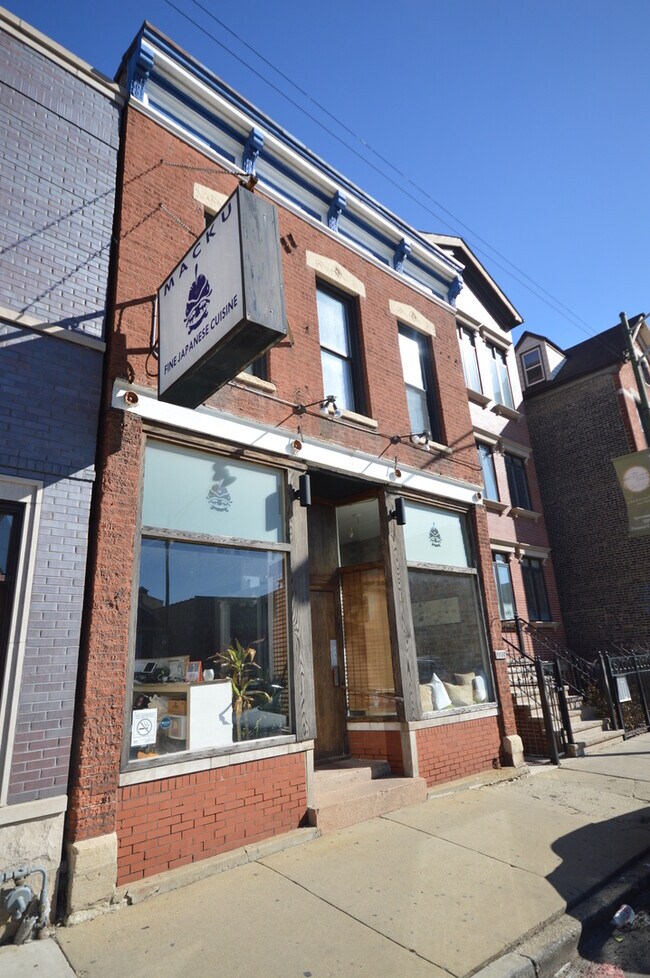 Building Photo - 2239 N Clybourn Ave Rental